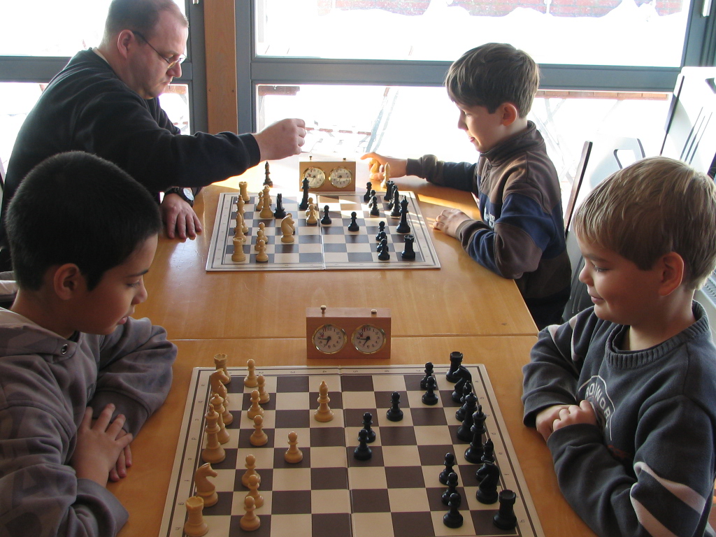 20100104-003_1.BURGDORFER_WEIHNACHTSFERIEN-SCHACHTURNIER